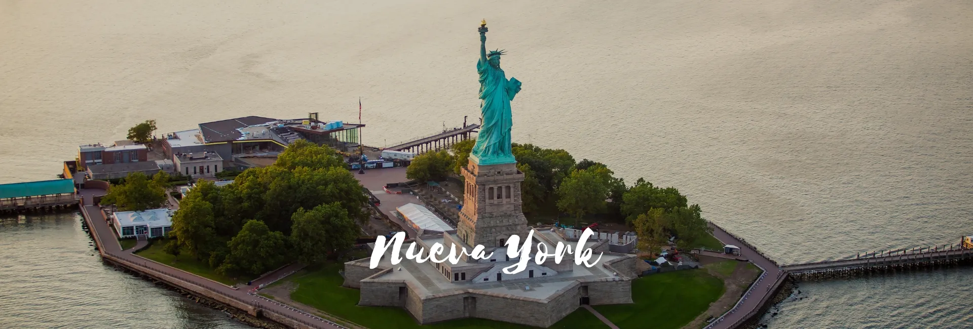 Viaje a AT-42925 Nueva York